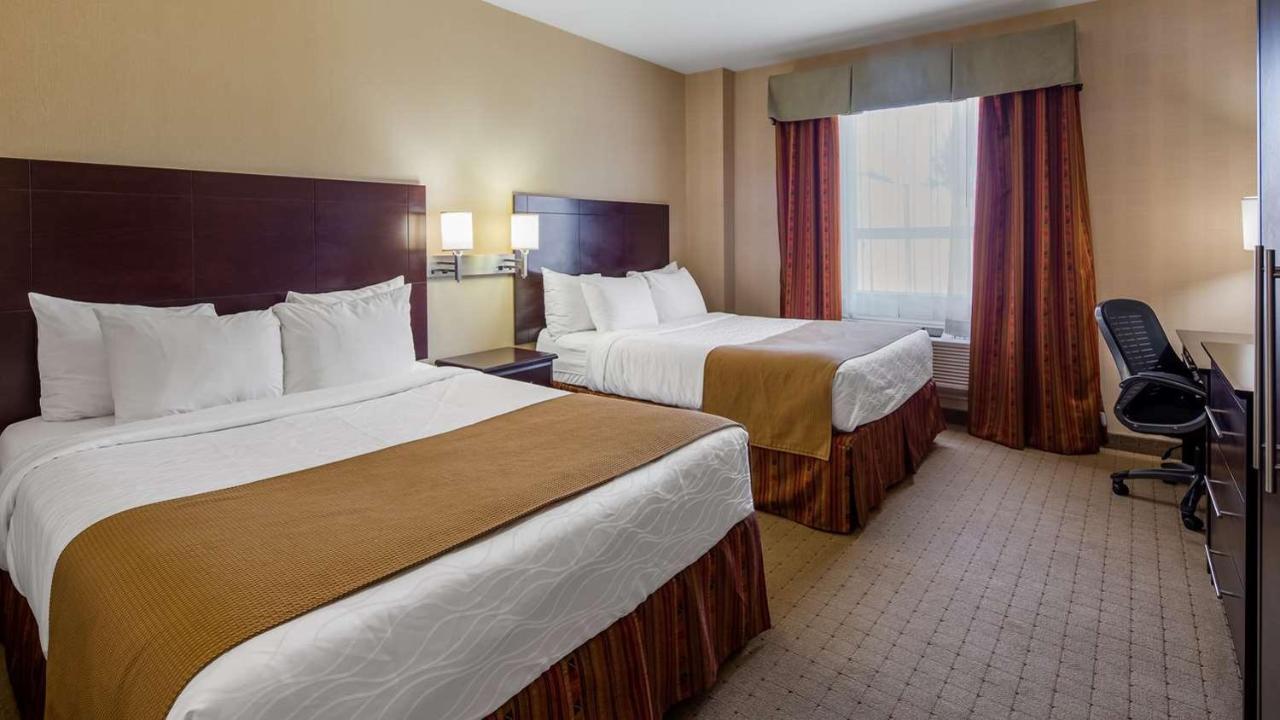 Best Western Plus Bowmanville Exterior foto