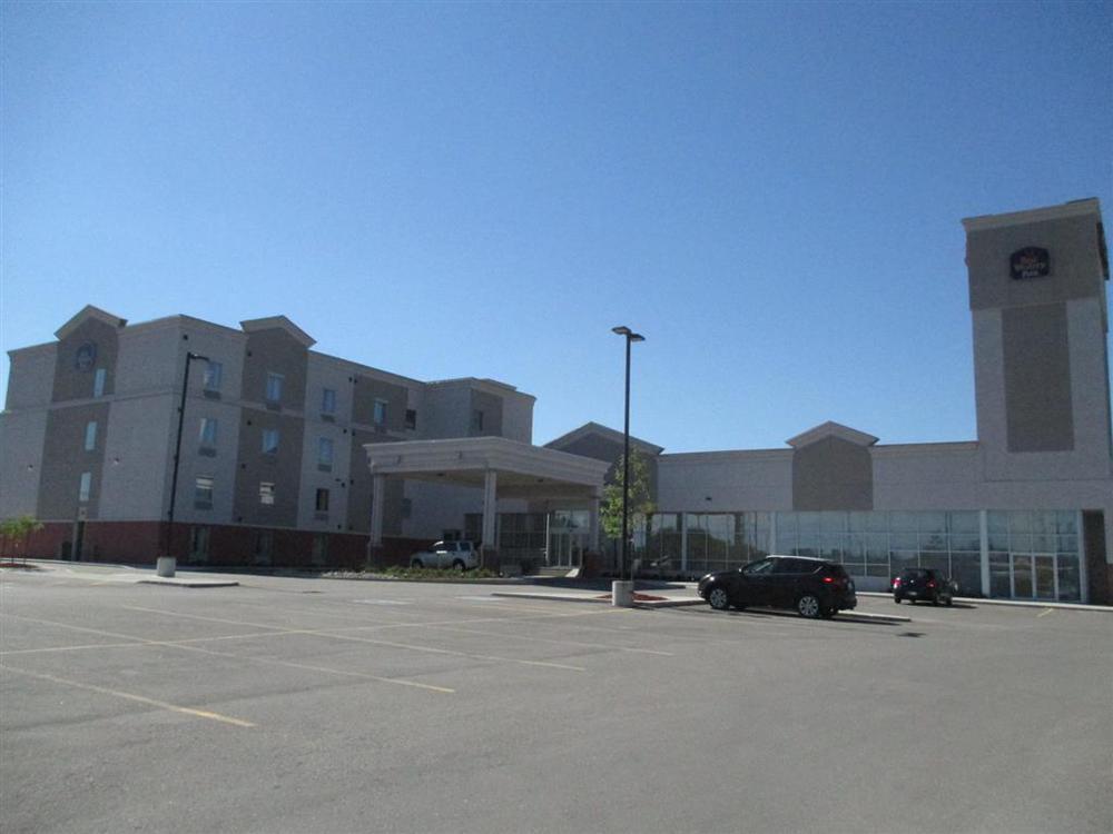 Best Western Plus Bowmanville Exterior foto